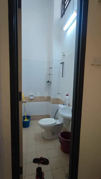 Rumah Teres 2 Tingkat untuk Dijual di Ampang Saujana (Ampang) - Daniel Chin - Bathroom - PropertyGuru.com.my