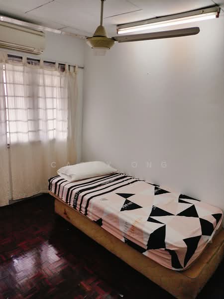 2-storey Terraced House for Rent in SS7 (Petaling Jaya) - Casey Ong - Bedroom - PropertyGuru.com.my