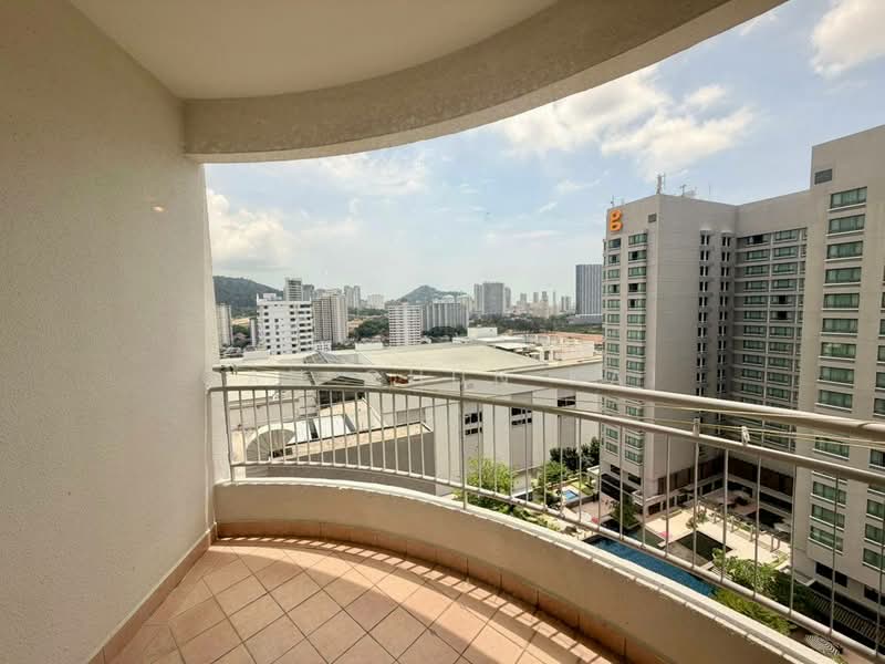 Kondominium untuk Disewa di Gurney Park Condominium - Gan Chun Kai - Balcony - PropertyGuru.com.my