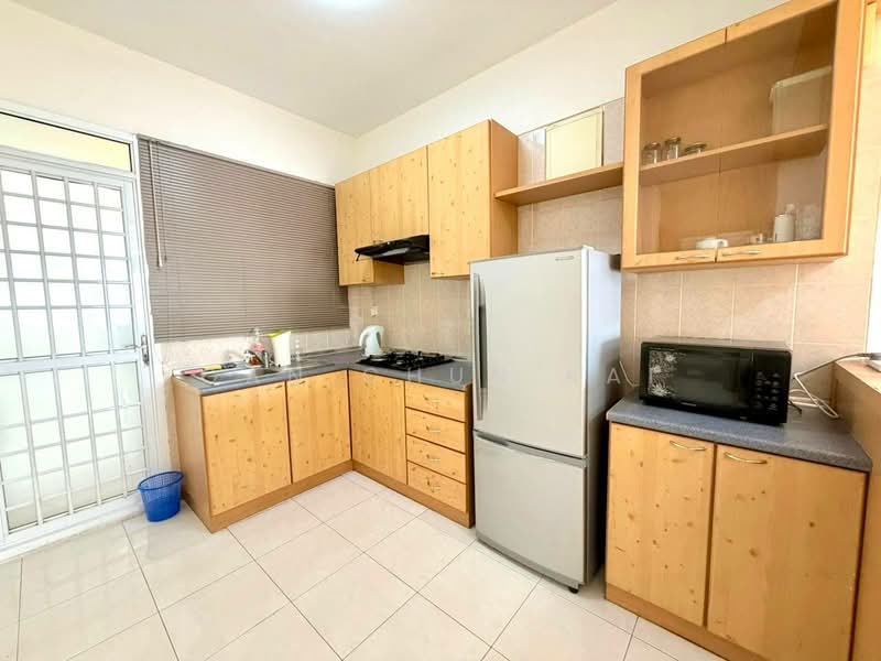 Kondominium untuk Disewa di Gurney Park Condominium - Gan Chun Kai - Kitchen - PropertyGuru.com.my