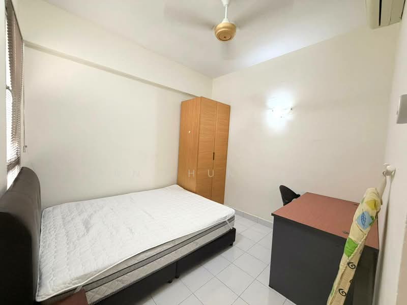 Kondominium untuk Disewa di Gurney Park Condominium - Gan Chun Kai - Bedroom - PropertyGuru.com.my