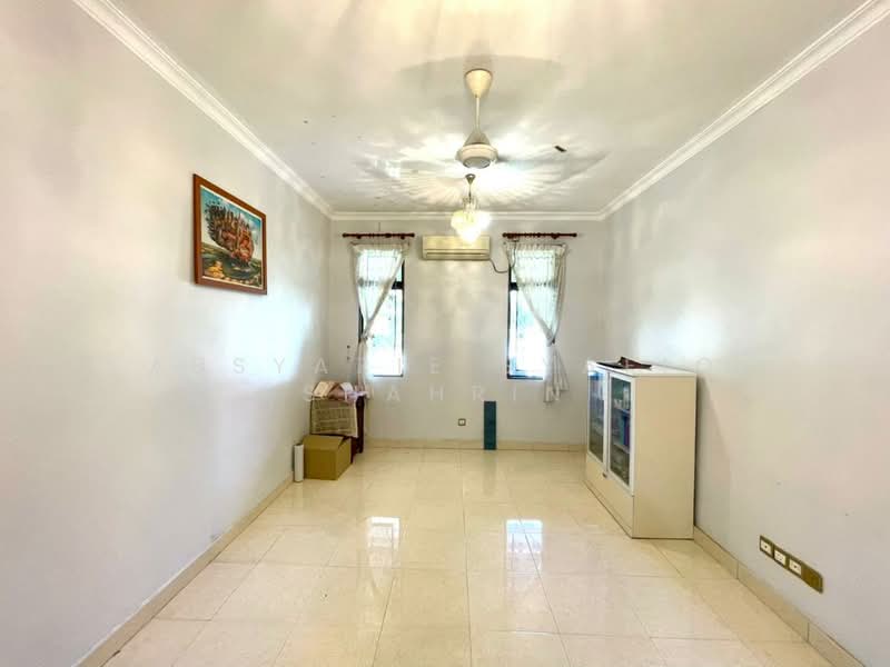 Bungalow for Sale in Bandar Enstek (Negeri Sembilan) - Absyarie Syafiq Shahrin - Living Room - PropertyGuru.com.my