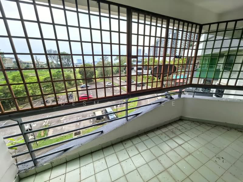 Pangsapuri untuk Dijual di Seri Mutiara Apartment - Desmond Lee - Balcony - PropertyGuru.com.my