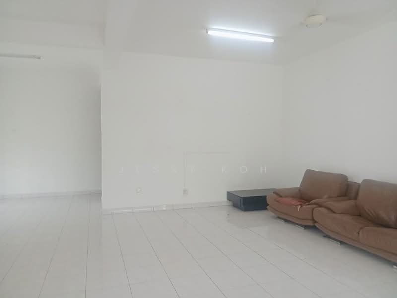 2-storey Terraced House for Rent in Taman Desa Tebrau (Tebrau) - Jessy Koh - Living Room - PropertyGuru.com.my