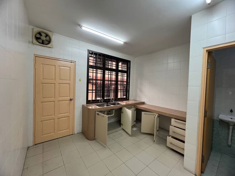 Rumah Teres 2 Tingkat untuk Disewa di Taman Pelangi Indah (Ulu Tiram) - Finn Aw - PropertyGuru.com.my