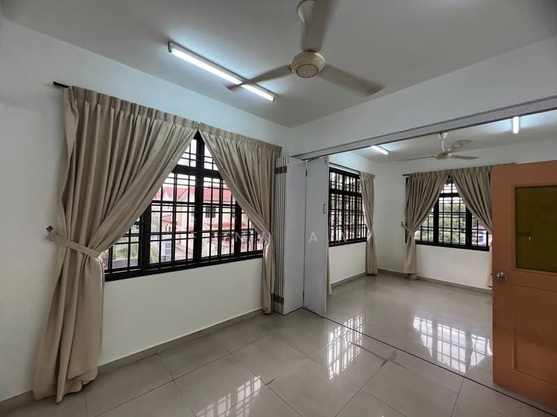 Rumah Teres 2 Tingkat untuk Disewa di Taman Pelangi Indah (Ulu Tiram) - Finn Aw - PropertyGuru.com.my