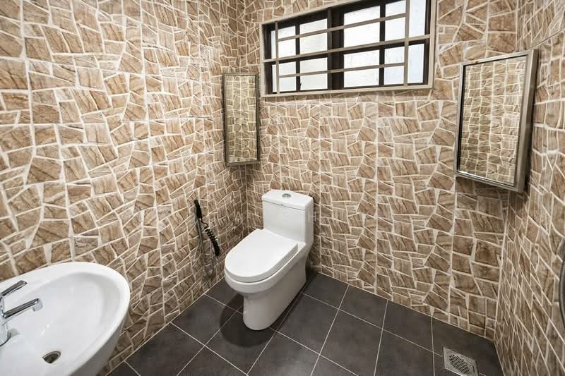 Rumah Banglo untuk Dijual di Seksyen 9 (Shah Alam) - Nadia Shukri - Bathroom - PropertyGuru.com.my