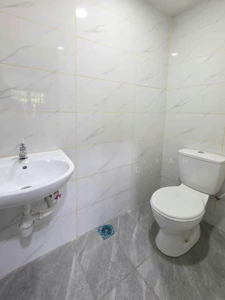 Rumah Teres 1 Tingkat untuk Dijual di Telok Panglima Garang (Selangor) - Noor Hidayah Mohamad Noor - Bathroom - PropertyGuru.com.my
