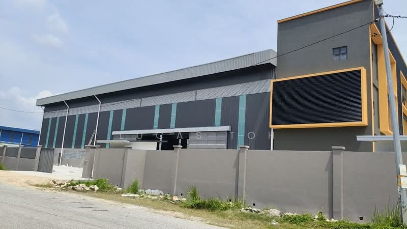Factory for Rent in Taman Industri Alam Jaya (Puncak Alam) - Lucas Toh - Exterior - PropertyGuru.com.my