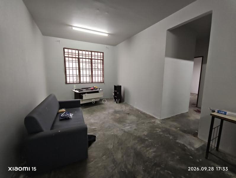 Flat for Rent at Taman Sri Pulai Perdana - Sow . - Living Room - PropertyGuru.com.my