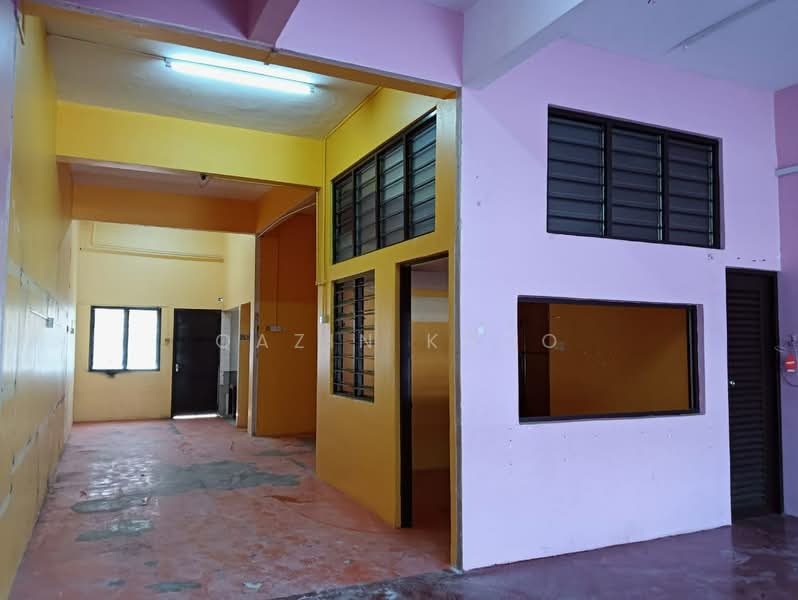 Shop for Rent in Taman Cempaka (Ipoh) - Qazin Khoo - Interior - PropertyGuru.com.my