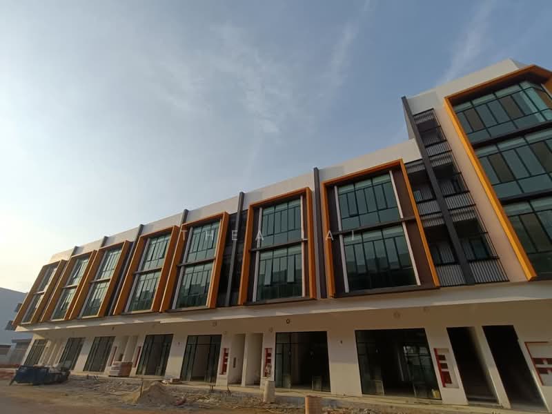 Commercial Land for Rent in Bandar Baru Permas Jaya (Permas Jaya) - Thea Lai - Exterior - PropertyGuru.com.my