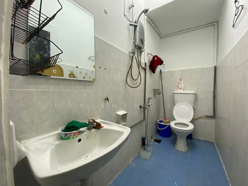 2-storey Terraced House for Sale in Kampung Bukit Dukung (Cheras) - Soon Sheng Law - Bathroom - PropertyGuru.com.my