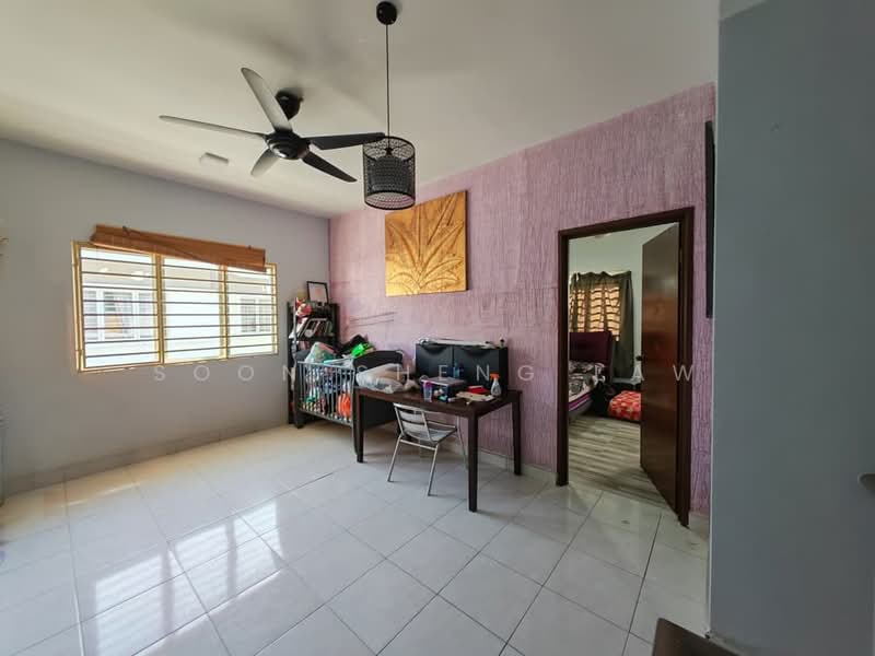 Semi-Detached House for Sale in Taman Tasik Semenyih (Semenyih) - Soon Sheng Law - Living Room - PropertyGuru.com.my