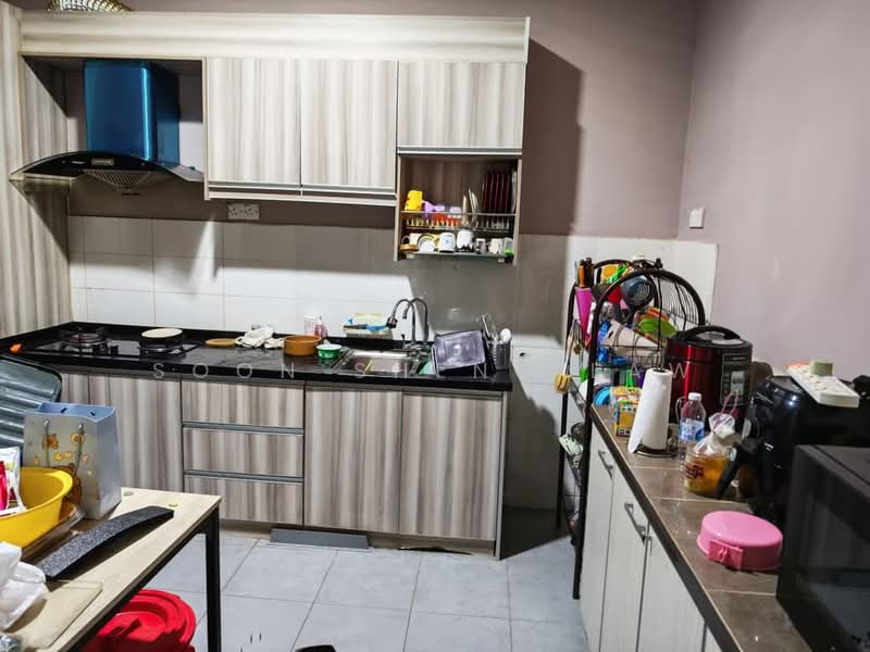 Semi-Detached House for Sale in Taman Tasik Semenyih (Semenyih) - Soon Sheng Law - Kitchen - PropertyGuru.com.my
