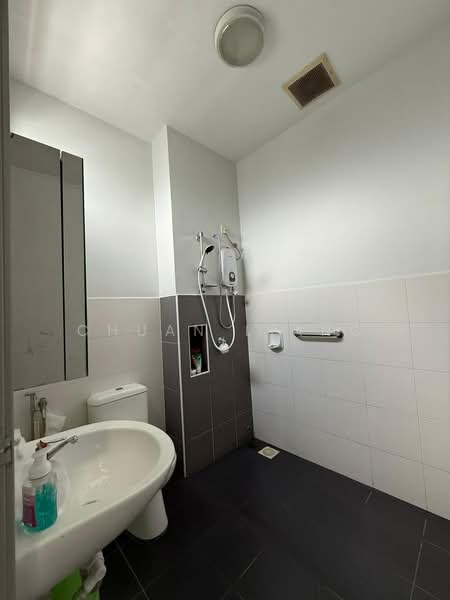 2-storey Terraced House for Sale in Setia Tropika (Johor Bahru) - Chuan Liang - Bathroom - PropertyGuru.com.my