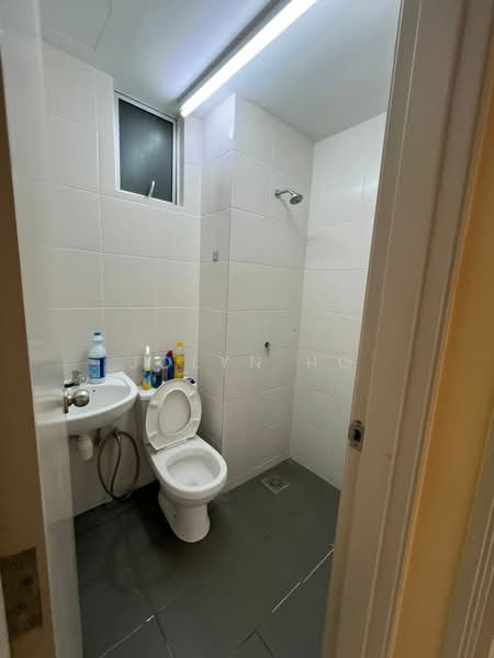 Kondominium untuk Disewa di Sky Awani Residensi 1 - Jolyn Ho - Bathroom - PropertyGuru.com.my