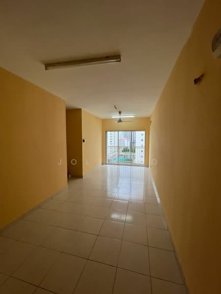 Kondominium untuk Disewa di Sky Awani Residensi 1 - Jolyn Ho - Corridor - PropertyGuru.com.my