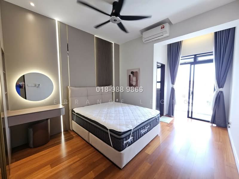 3-storey Terraced House for Sale in Bukit Rahman Putra (Sungai Buloh) - Terrance Leong - Bedroom - PropertyGuru.com.my