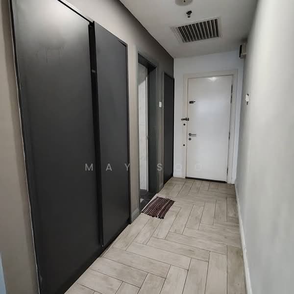 Servis Apartment untuk Disewa di Marriot International Hotel @ Empire City - May Soo - Corridor - PropertyGuru.com.my