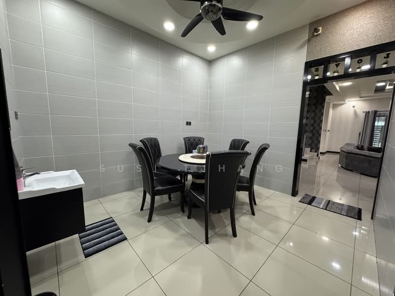 2-storey Terraced House for Sale in Taman Nusa Idaman (Iskandar Puteri (Nusajaya)) - Susi Tjhang - Dining Room - PropertyGuru.com.my