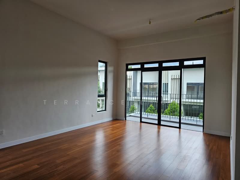3-storey Terraced House for Sale in Bukit Rahman Putra (Sungai Buloh) - Terrance Leong - PropertyGuru.com.my