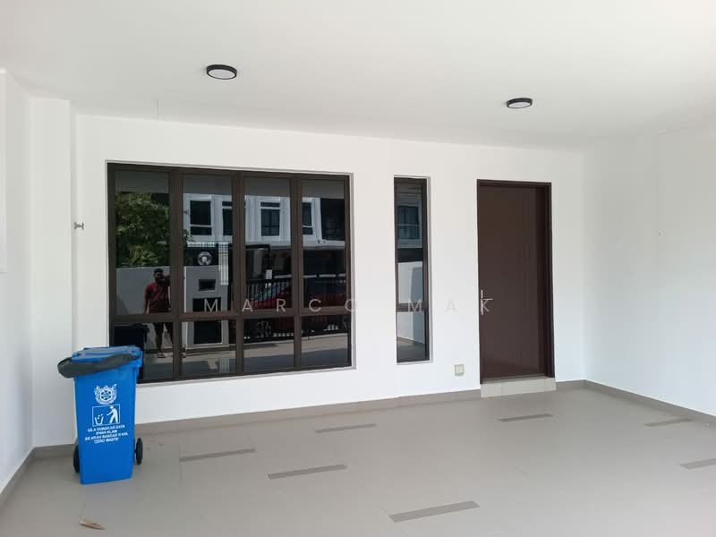 3-storey Terraced House for Rent in Setia Utama (Setia Alam) - Marco Mak - Entrance - PropertyGuru.com.my