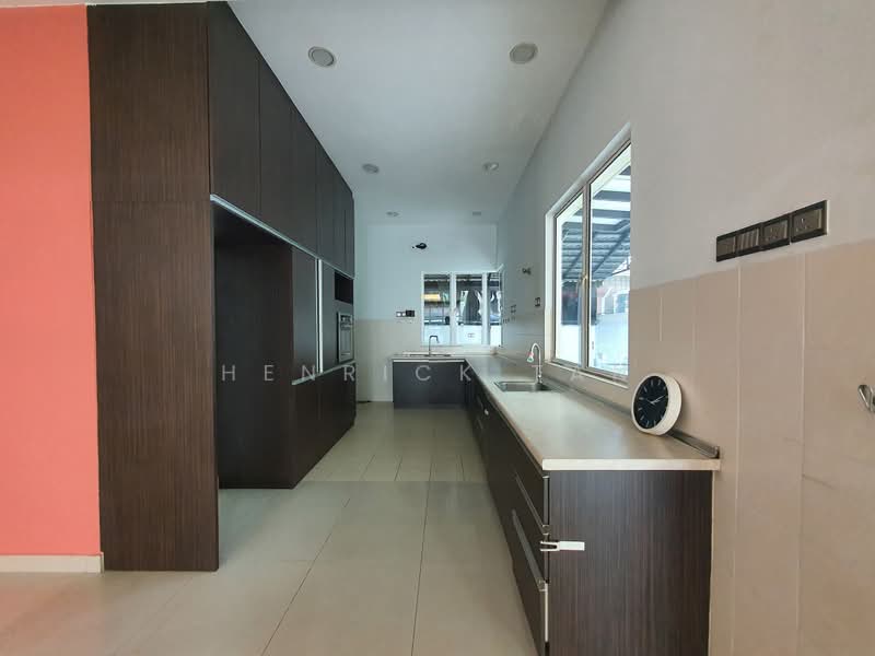 Bungalow for Sale in Kota Kemuning (Shah Alam) - Henrick Tan - Kitchen - PropertyGuru.com.my