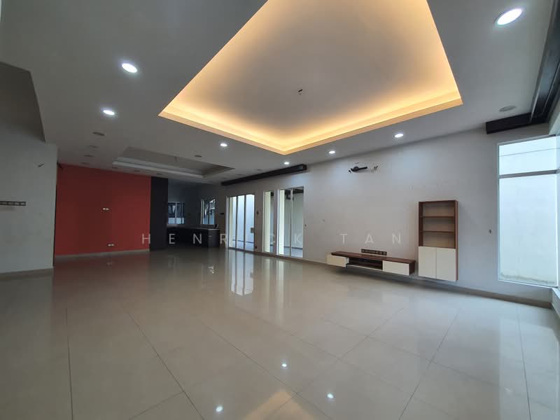 Bungalow for Sale in Kota Kemuning (Shah Alam) - Henrick Tan - Living Room - PropertyGuru.com.my
