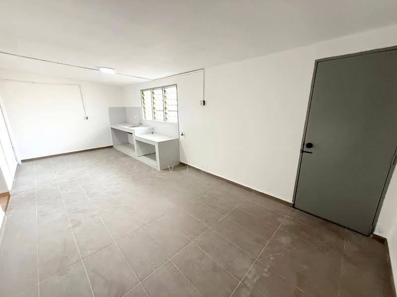 1-storey Terraced House for Sale in Taman Senai Baru (Senai) - Calvin Lee - Kitchen - PropertyGuru.com.my