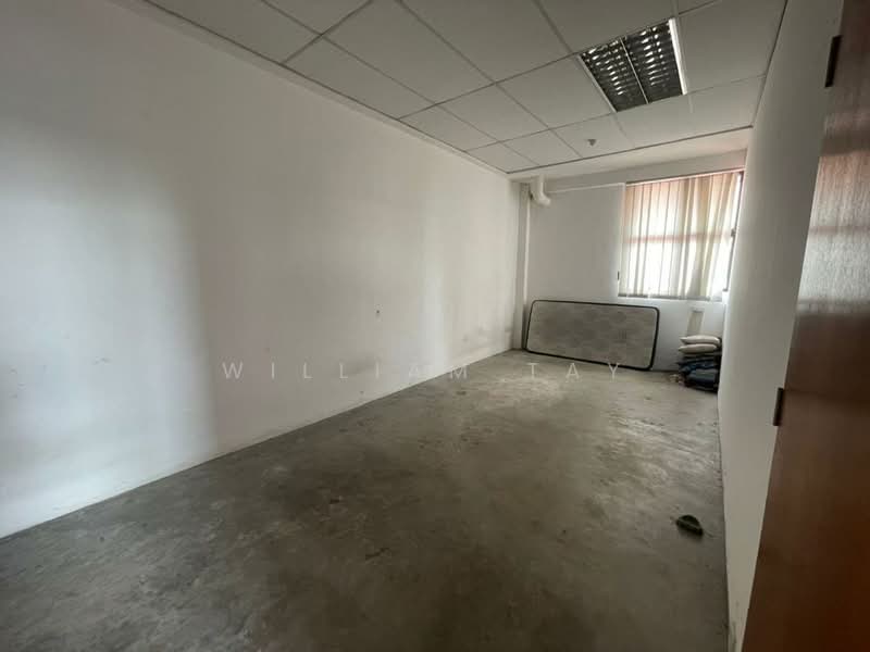 Semi-D Factory for Sale in Taman Perindustrian Desa Plentong (Masai) - William Tay - Interior - PropertyGuru.com.my