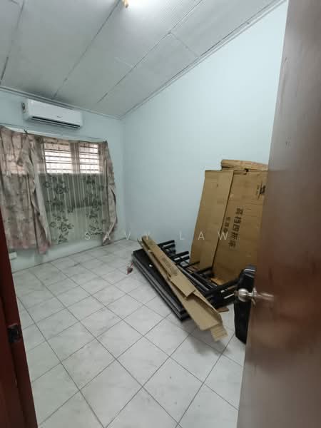 Rumah Teres 1 Tingkat untuk Disewa di Taman Century (Johor Bahru) - Savy Law - Interior - PropertyGuru.com.my