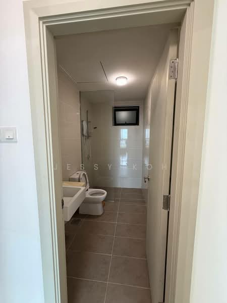 Service Residence for Rent at Southkey Mosaic - Jessy Koh - Bathroom - PropertyGuru.com.my