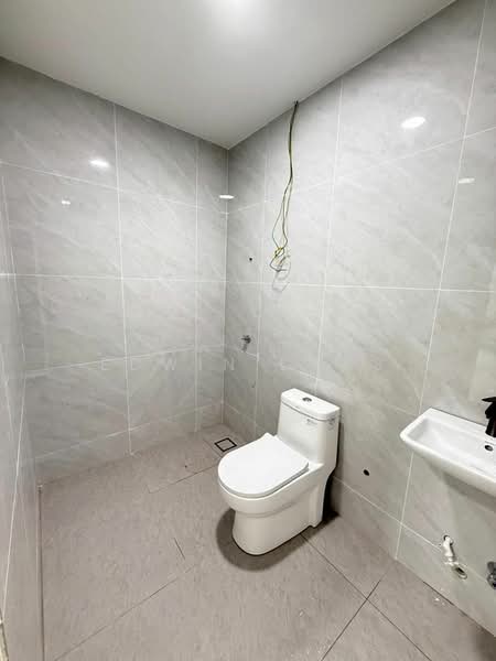 Semi-Detached House for Sale in Johor Bahru (Johor) - Edwin Dass - Bathroom - PropertyGuru.com.my