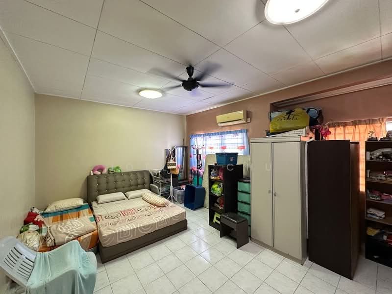 Rumah Teres 2 Tingkat untuk Dijual di Prima Saujana (Kajang) - Joelle Chu - Bedroom - PropertyGuru.com.my