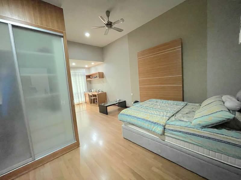 Bungalow for Sale in Kota Kemuning (Shah Alam) - Henrick Tan - Bedroom - PropertyGuru.com.my