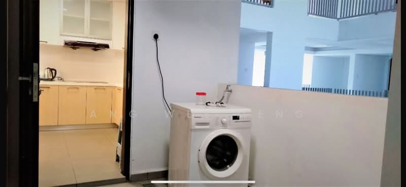 Pangsapuri untuk Disewa di Molek Pine 4 - Ang Wee Meng - Kitchen - PropertyGuru.com.my
