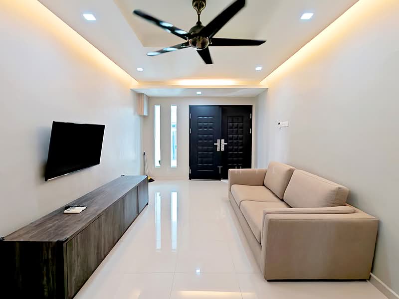 1-storey Terraced House for Sale in Bukit Indah 2 (Iskandar Puteri (Nusajaya)) - Lywen Thye - Living Room - PropertyGuru.com.my