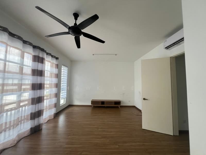 Rumah Teres 2 Tingkat untuk Dijual di Eco Majestic (Semenyih) - Hawk Lee - Living Room - PropertyGuru.com.my