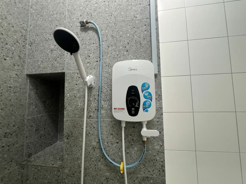 Rumah Teres 2 Tingkat untuk Dijual di Eco Majestic (Semenyih) - Hawk Lee - Bathroom - PropertyGuru.com.my