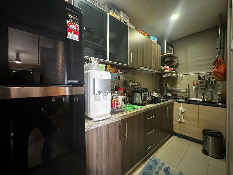 Service Residence for Rent at D'Secret Garden (Pangsapuri Kempas Indah) - Ang Wee Meng - Kitchen - PropertyGuru.com.my