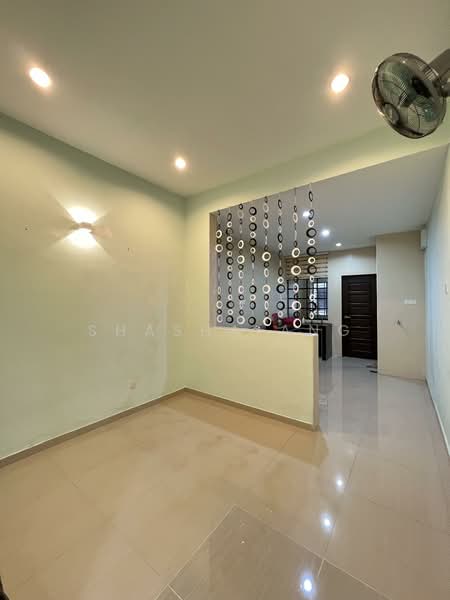 1.5-storey Terraced House for Sale in Taman Molek (Johor Bahru) - Shasha Ang - Interior - PropertyGuru.com.my