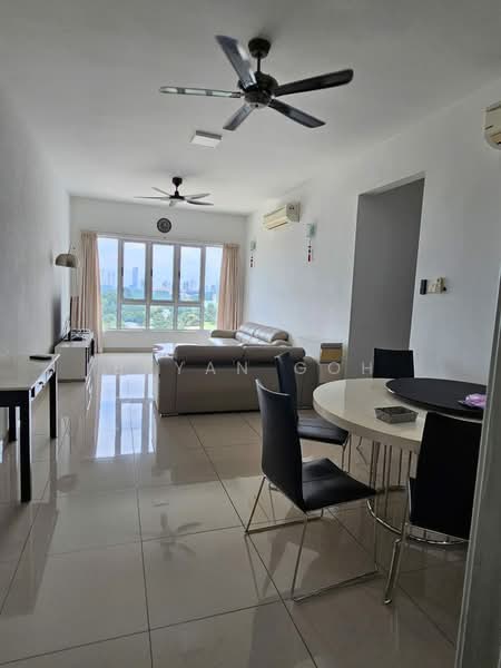 Servis Apartment untuk Disewa di Tropez Residences - Bryan Goh - Living Room - PropertyGuru.com.my