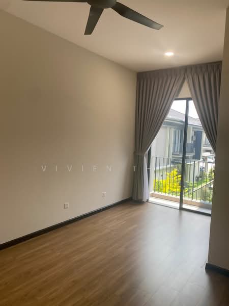 Terraced House for Sale in Kota Kemuning (Shah Alam) - Vivien Thum - Balcony - PropertyGuru.com.my