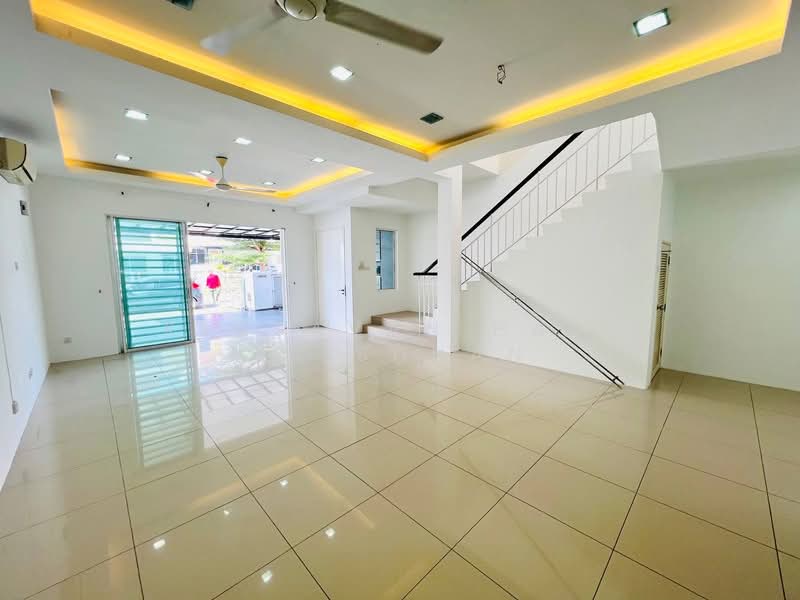 2-storey Terraced House for Sale in Bangi (Selangor) - Keasavan Hari Krishnan - Living Room - PropertyGuru.com.my