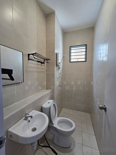 Kondominium untuk Disewa di Residensi Adelia 3 - Mohd Shafik Bin Fadzil - Bathroom - PropertyGuru.com.my