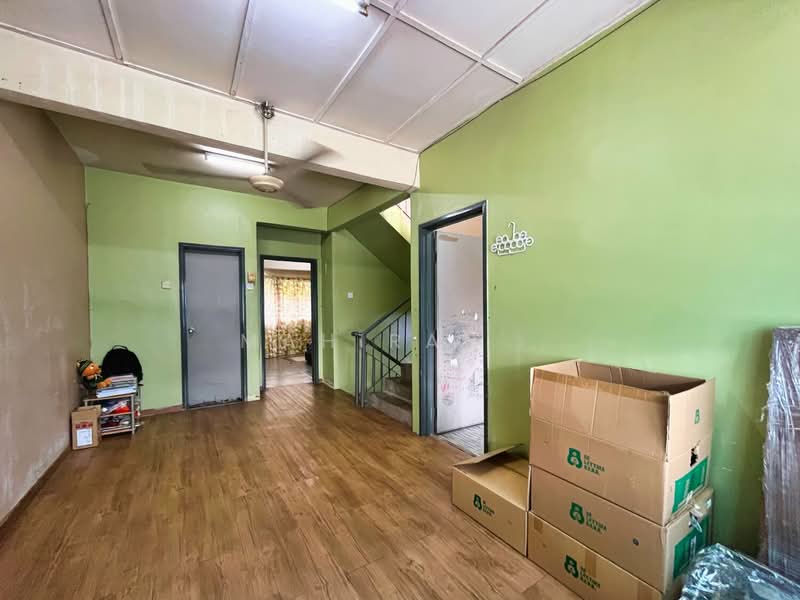 2.5-storey Terraced House for Sale in Bandar Baru Bangi (Selangor) - Mahirah . - Living Room - PropertyGuru.com.my