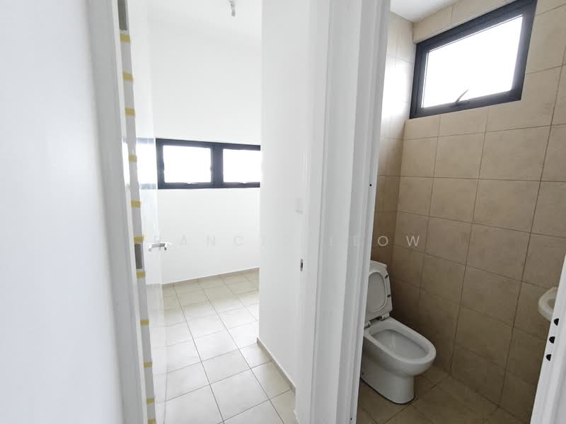 Semi-Detached House for Sale in Bandar Gamuda Gardens (Rawang) - Francis Leow - Bathroom - PropertyGuru.com.my