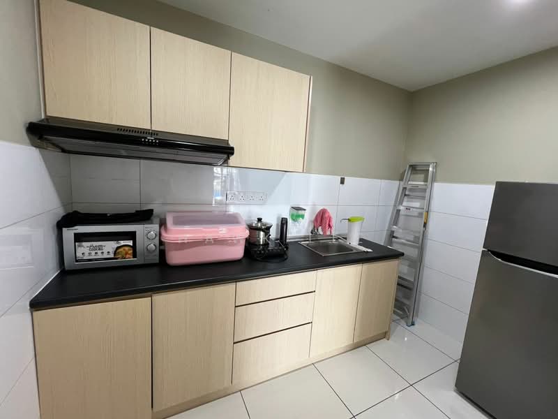 For Rent - Riana South