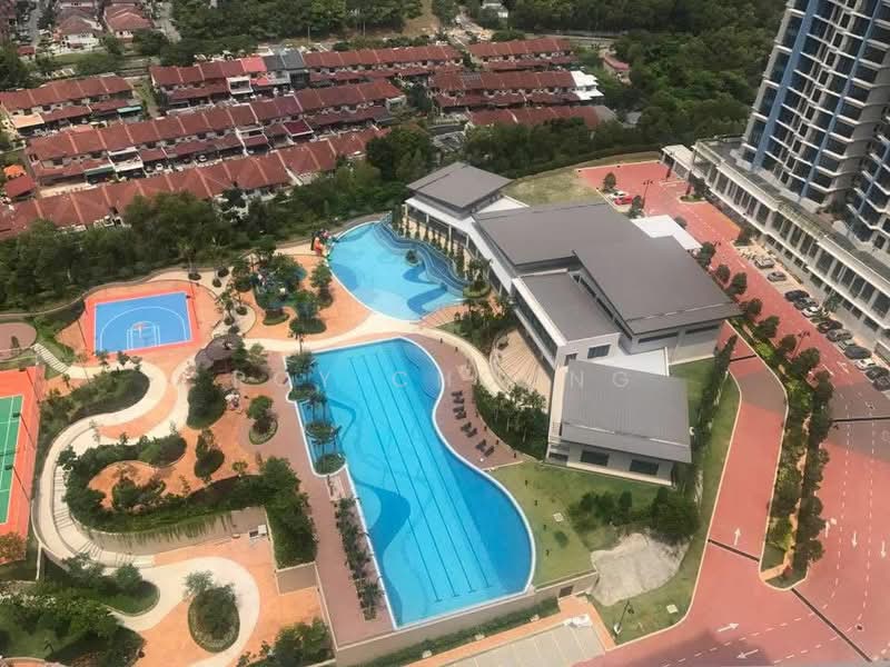 Kondominium untuk Dijual di Sky Condominium (Skyz Residence) - Roy Choong - Pool - PropertyGuru.com.my